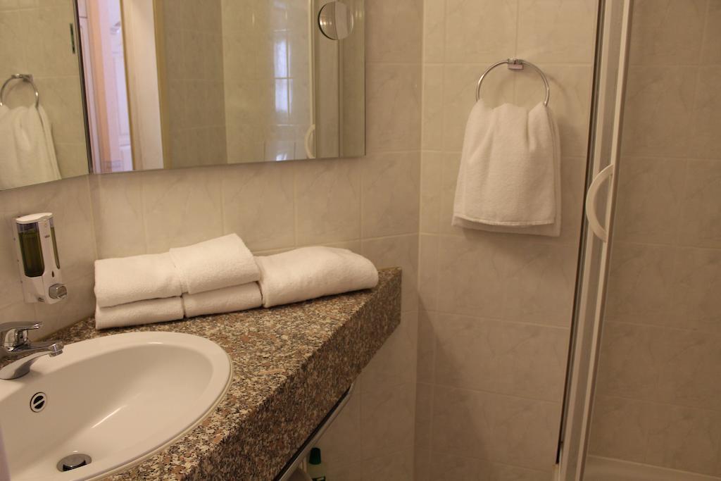 Hotel Alter Weissbraeu Bad Birnbach Room photo